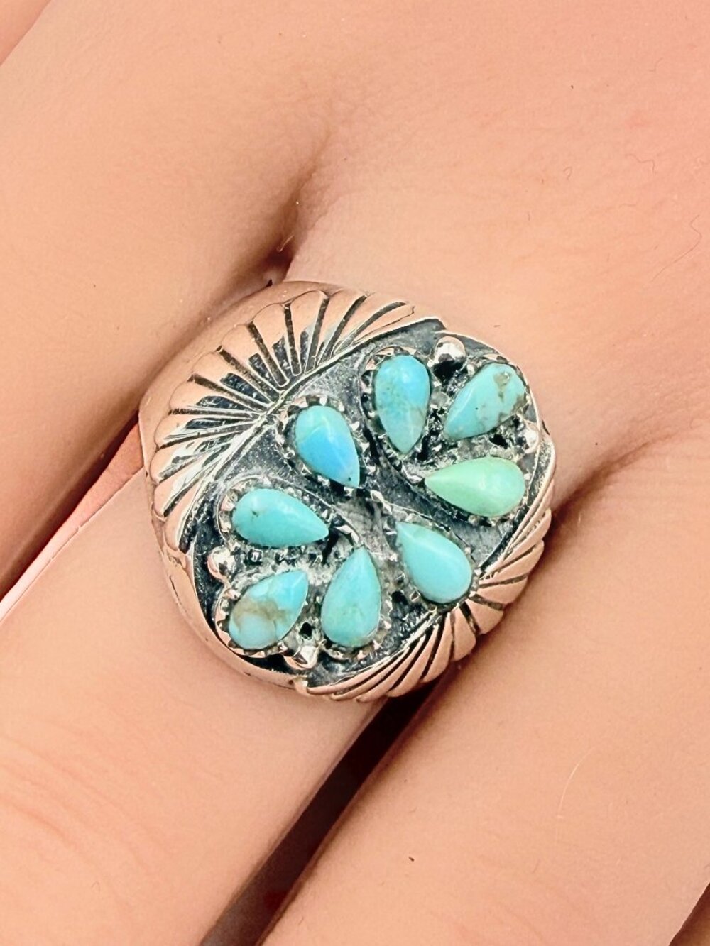 Vintage Zuni Petit Point Turquoise  Sterling Silver Native American Ring Sz 9.5